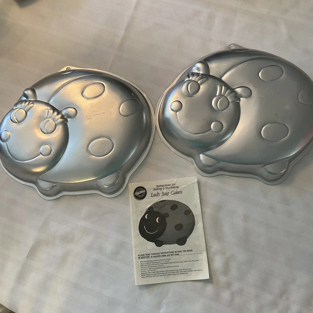 Wilton pack cake